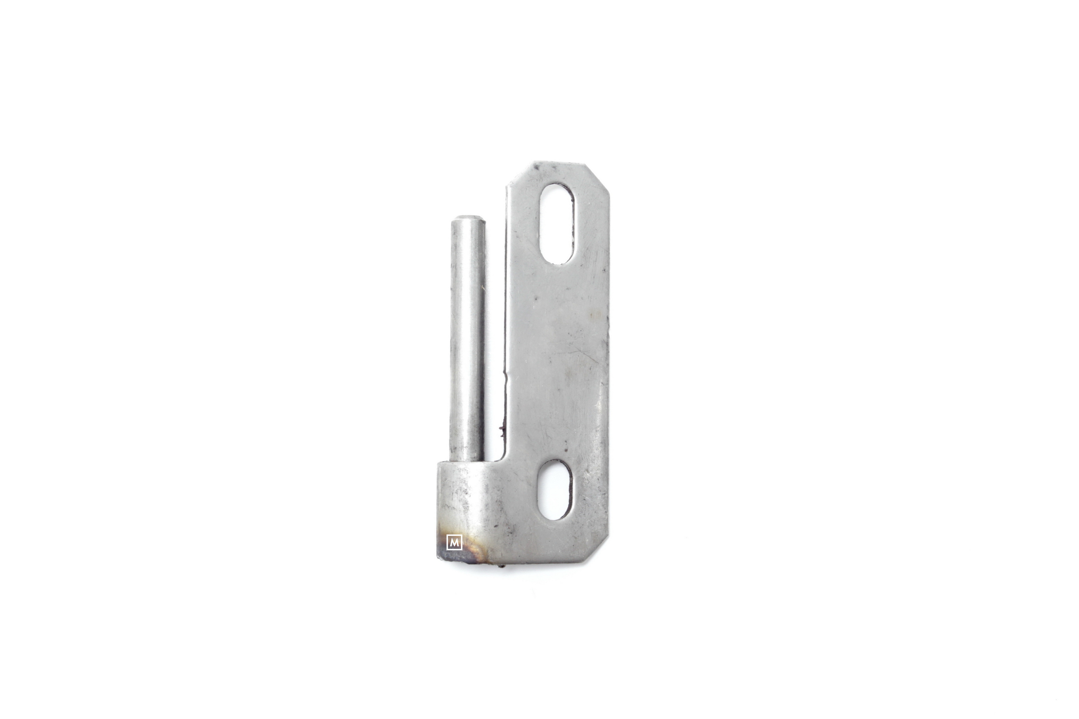 HINGE LEFT SIDE TK-ADVANCER (MRD-94-0243)